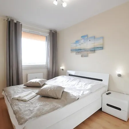 Apartament Z Widokiem Na Morze דירה